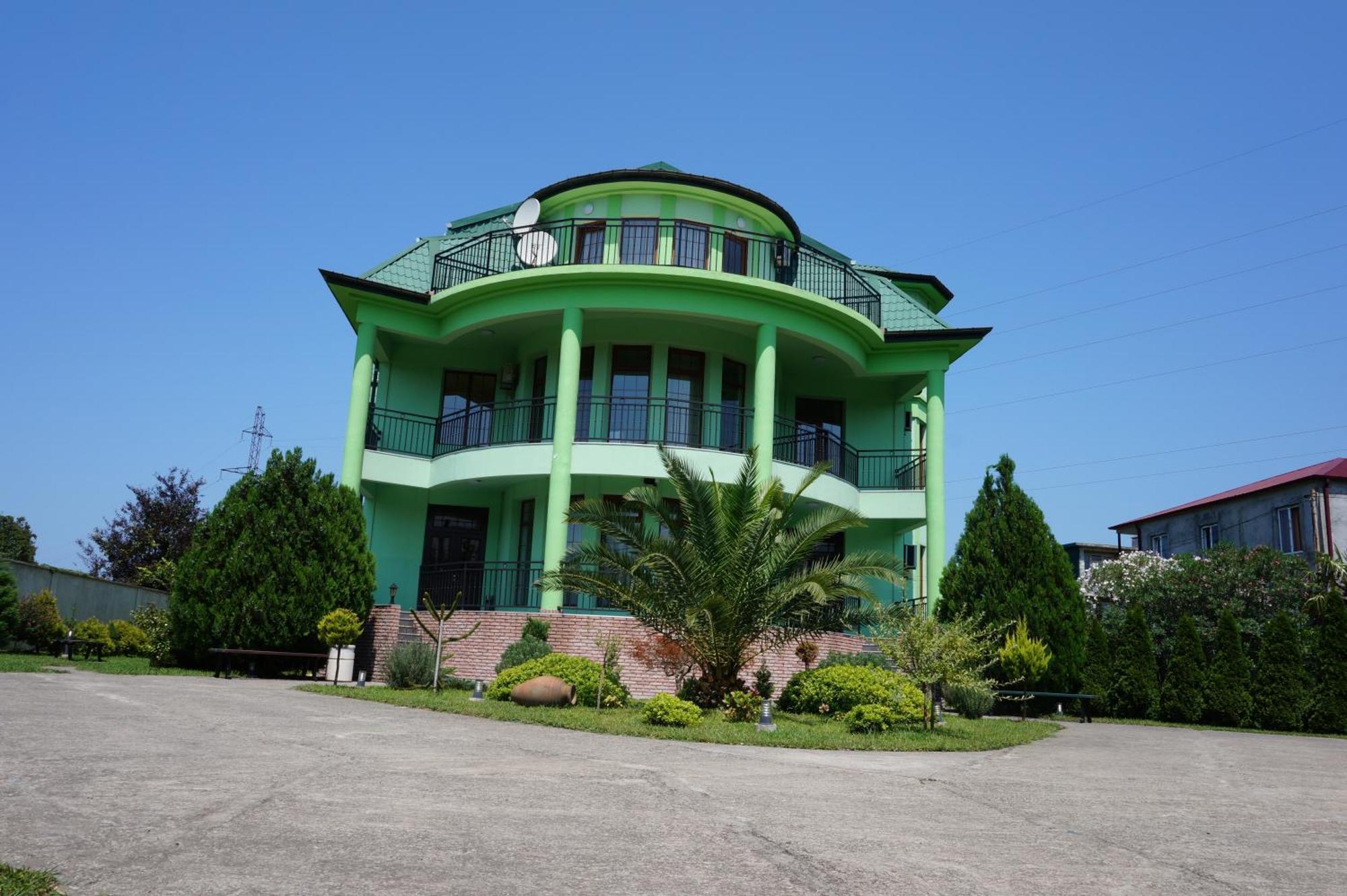 Villa Qero バトゥーミ エクステリア 写真