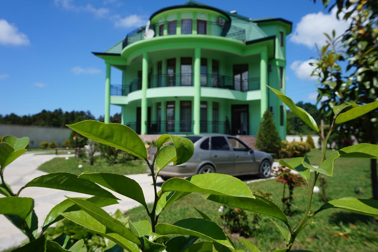 Villa Qero バトゥーミ エクステリア 写真
