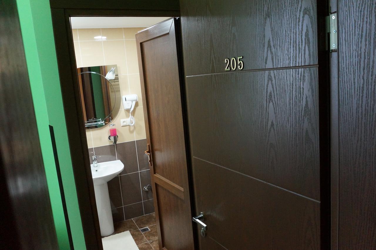 Villa Qero バトゥーミ エクステリア 写真