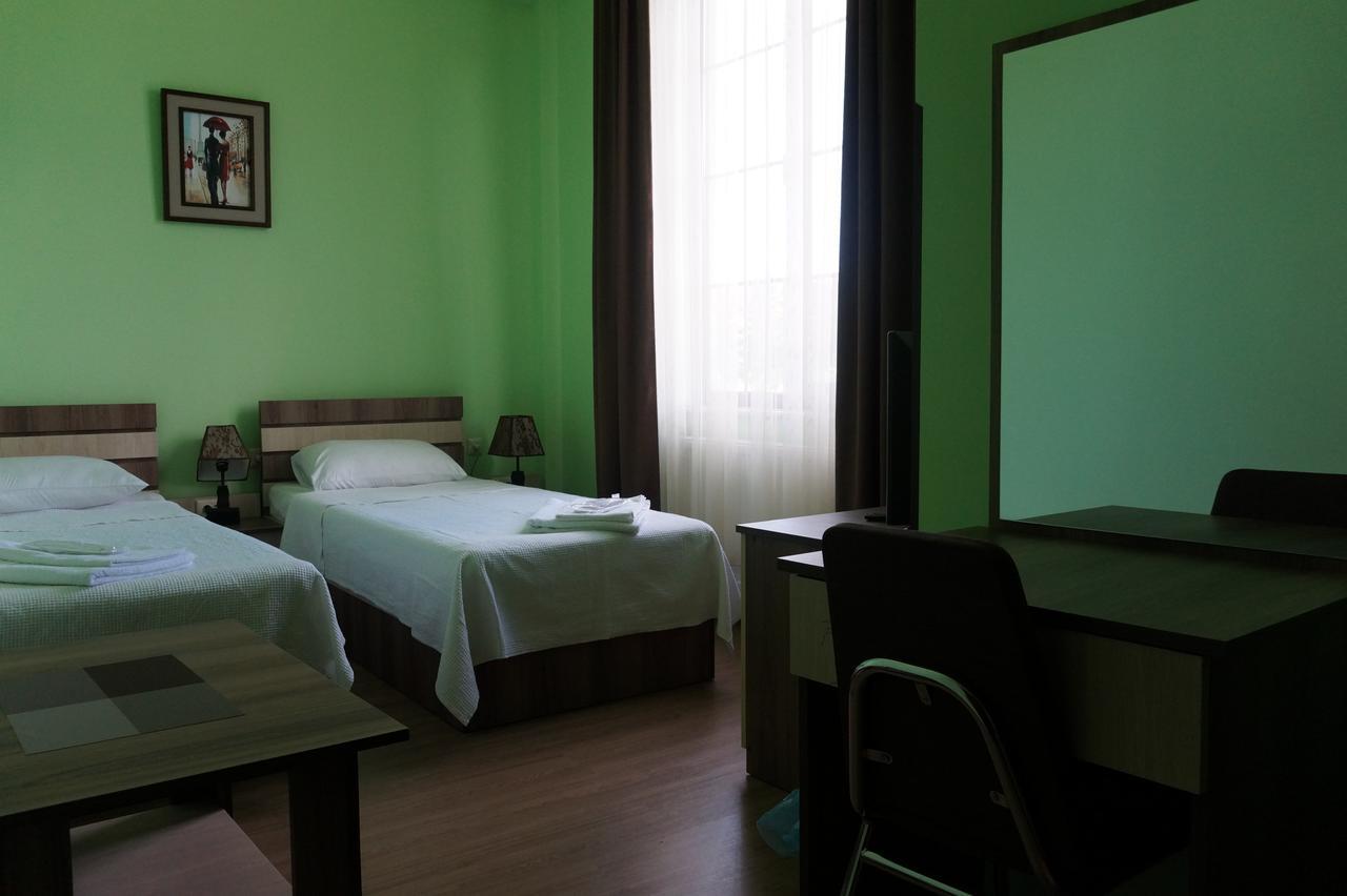 Villa Qero バトゥーミ エクステリア 写真